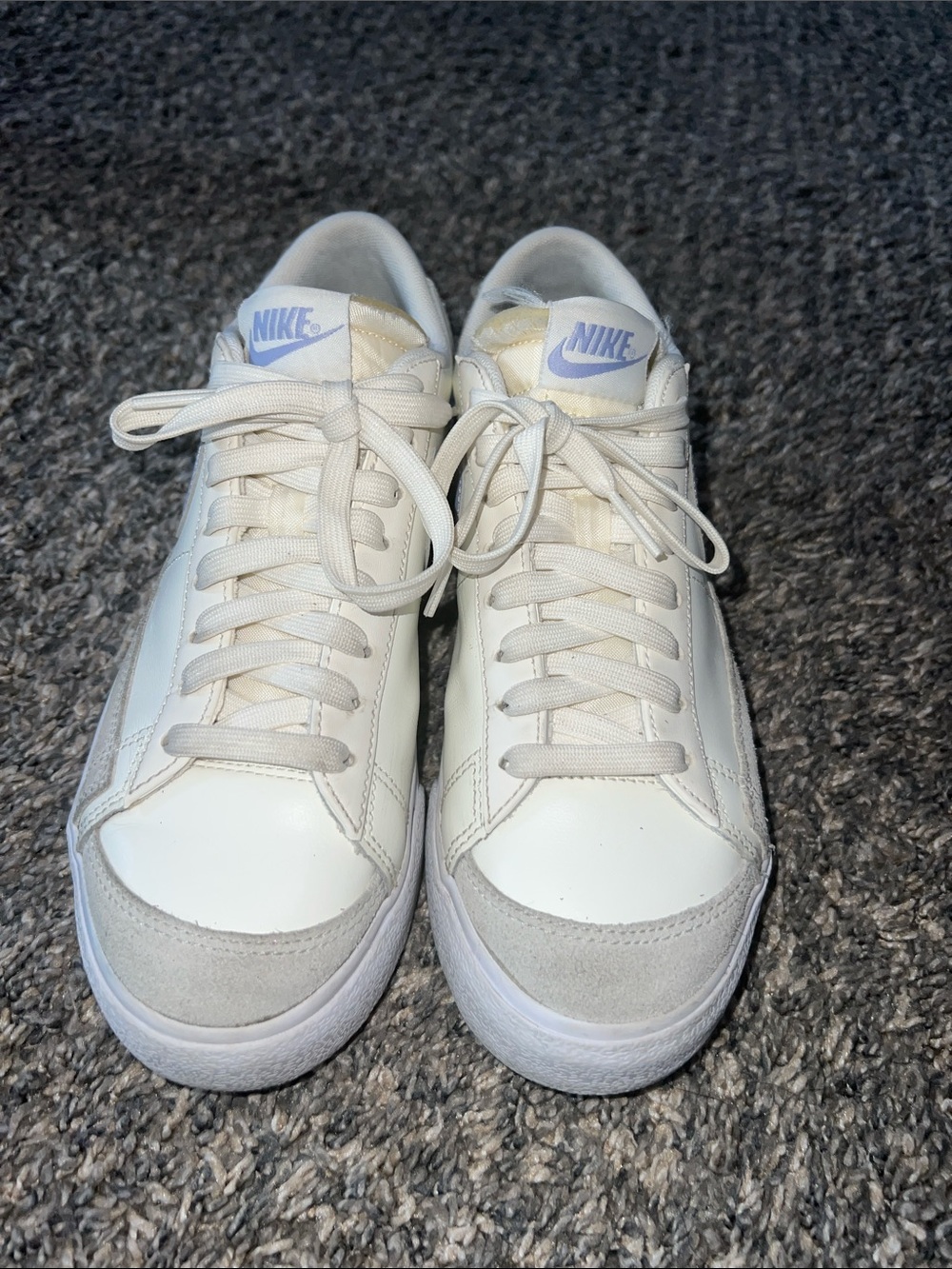 Nike Men’s Cream and Light Gray Low-Top Sneakers
